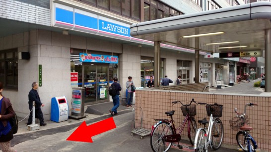 大阪市営地下鉄「中崎町」駅３番出口からNEOSTEPへのアクセス方法４